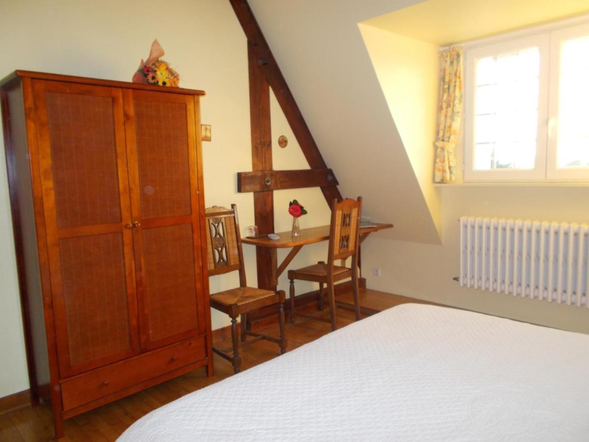 Bed and Breakfast Les Ajoncs Plougrescant Exterior foto